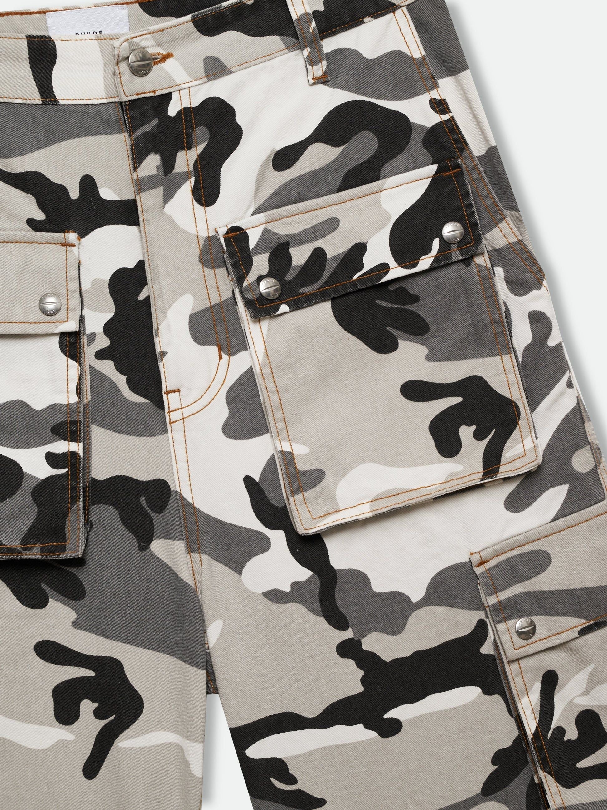 BAGGY CARGO SHORT