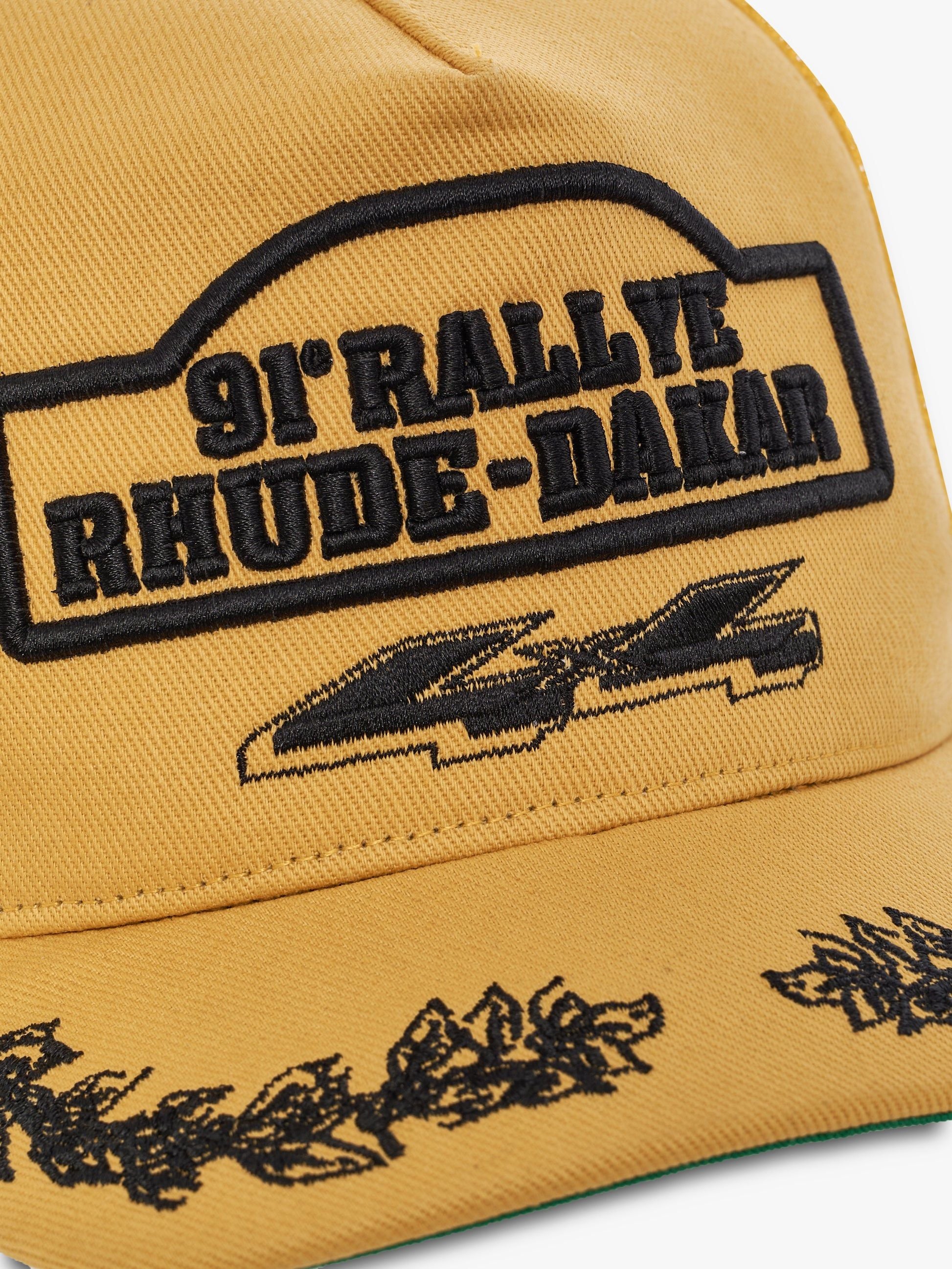 4X4 RALLY CREST TRUCKER HAT